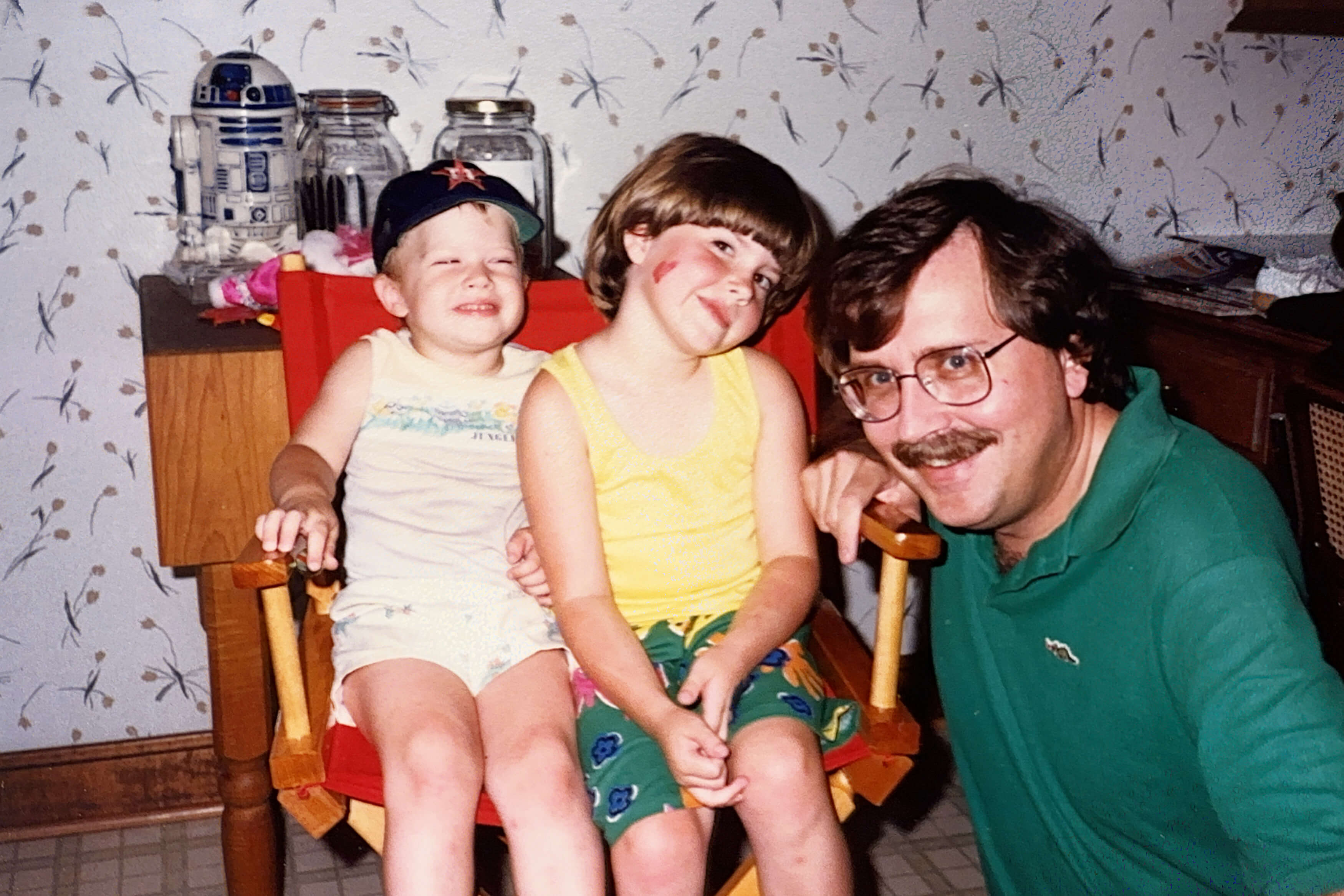 Jerry Oakman with young children Chris and Erin